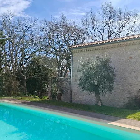 Mazet Provencal Sous Les Chenes Fuveau